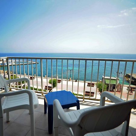 Sliema Chalet Hotel Bagian luar foto