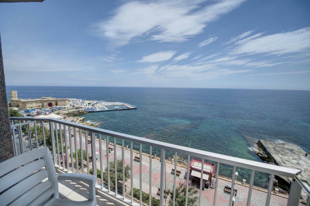 Sliema Chalet Hotel Bagian luar foto